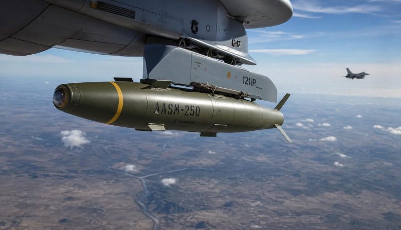 США схвалили продаж Україні авіабомб підвищеної дальності — що це змінить на фронті